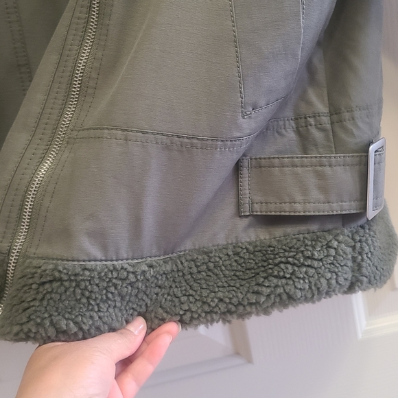 New army green jacket sz M - Picture 5 of 5